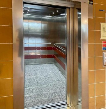 Kaunialan sotavammasairaalaan uudet hissit Kaunialan sotavammasairaalaan uudet hissit